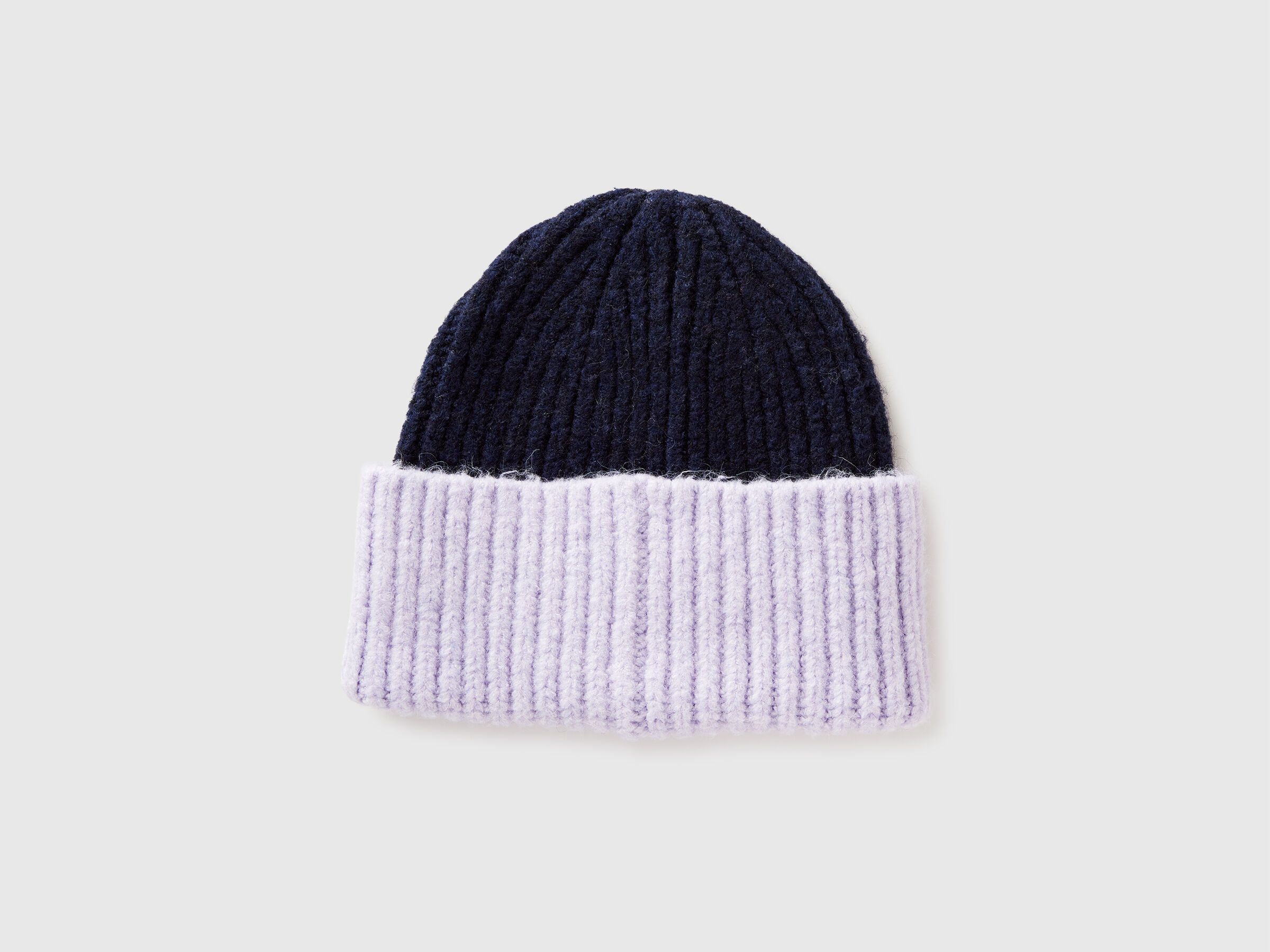 CAP Women image number 2